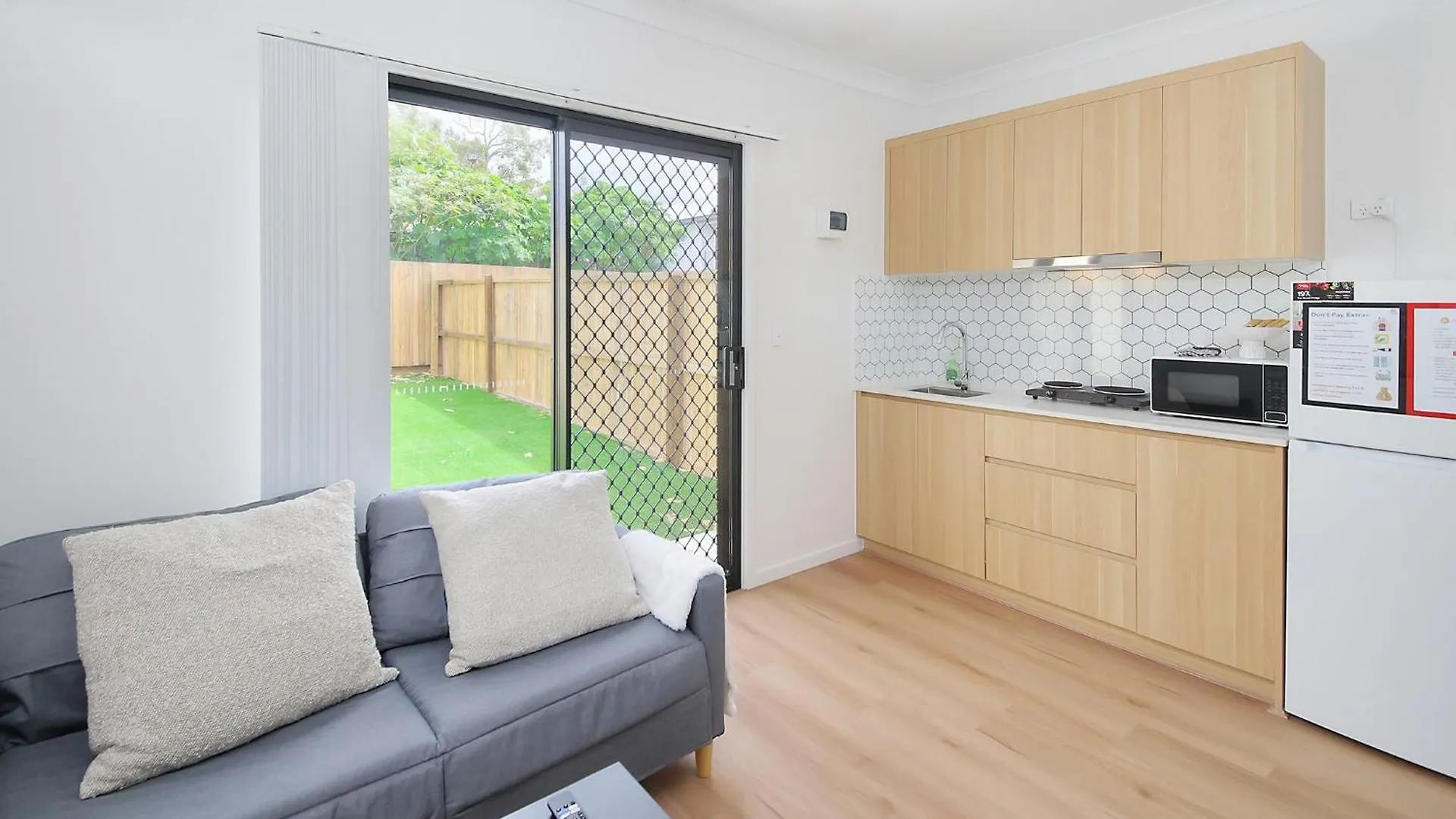 Alloggio in famiglia Modern New-Build Cozy Home Studio With Free Parking Kuraby